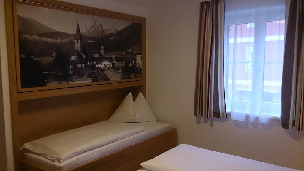 Hotel Gasthof Tirolerwirt بيشوفشوفن المظهر الخارجي الصورة